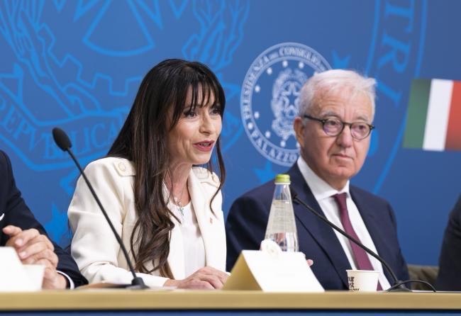 5046be05 d47a 4f45 afed a939d2d21d15