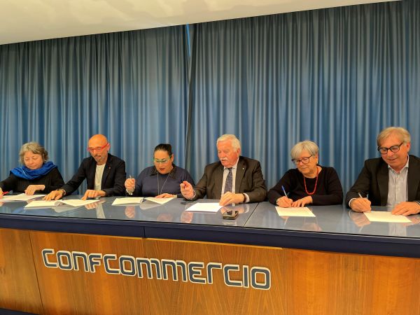 Firma del Patto per il lavoro