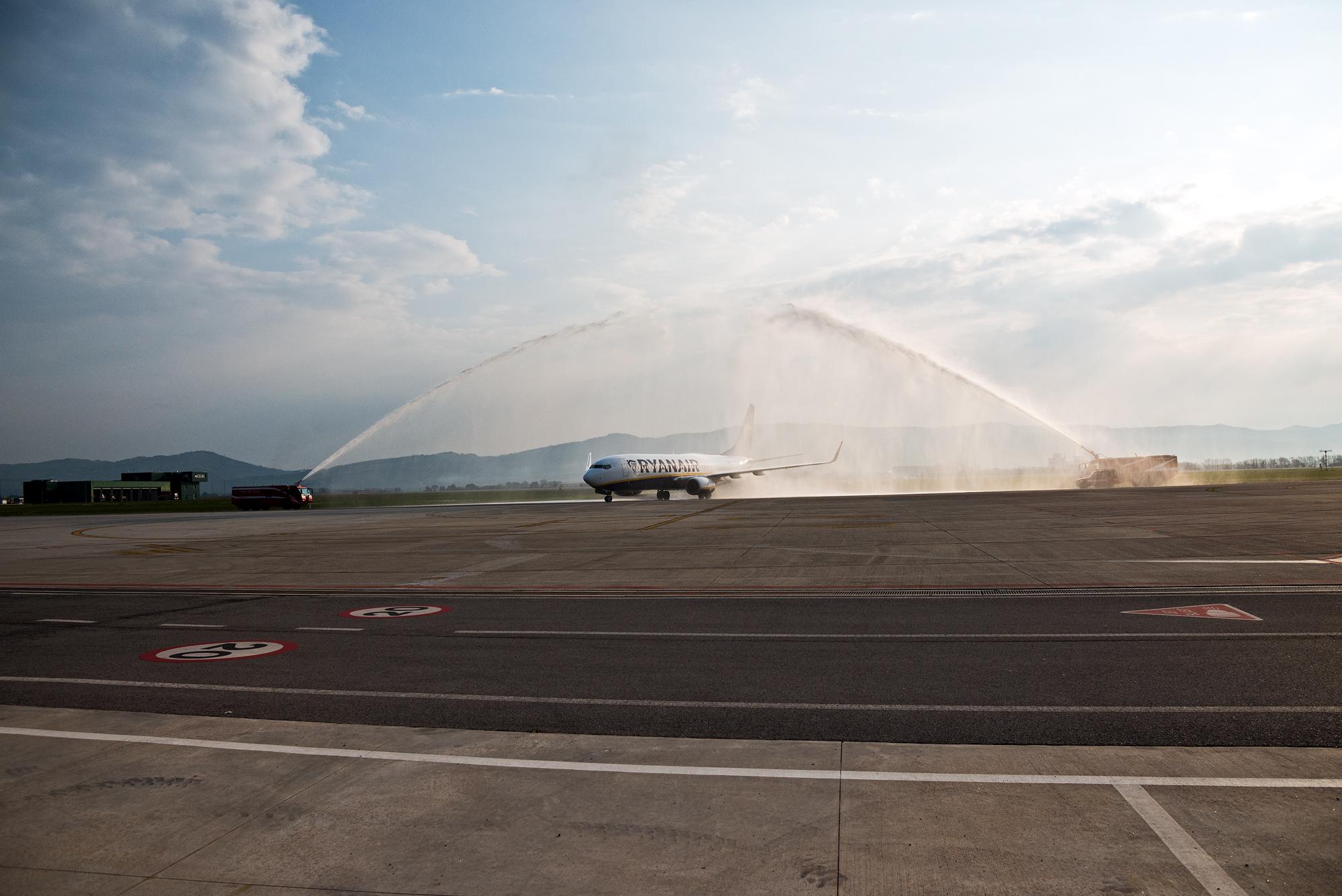01 Volo inaugurale Perugia Francoforte Ryanair