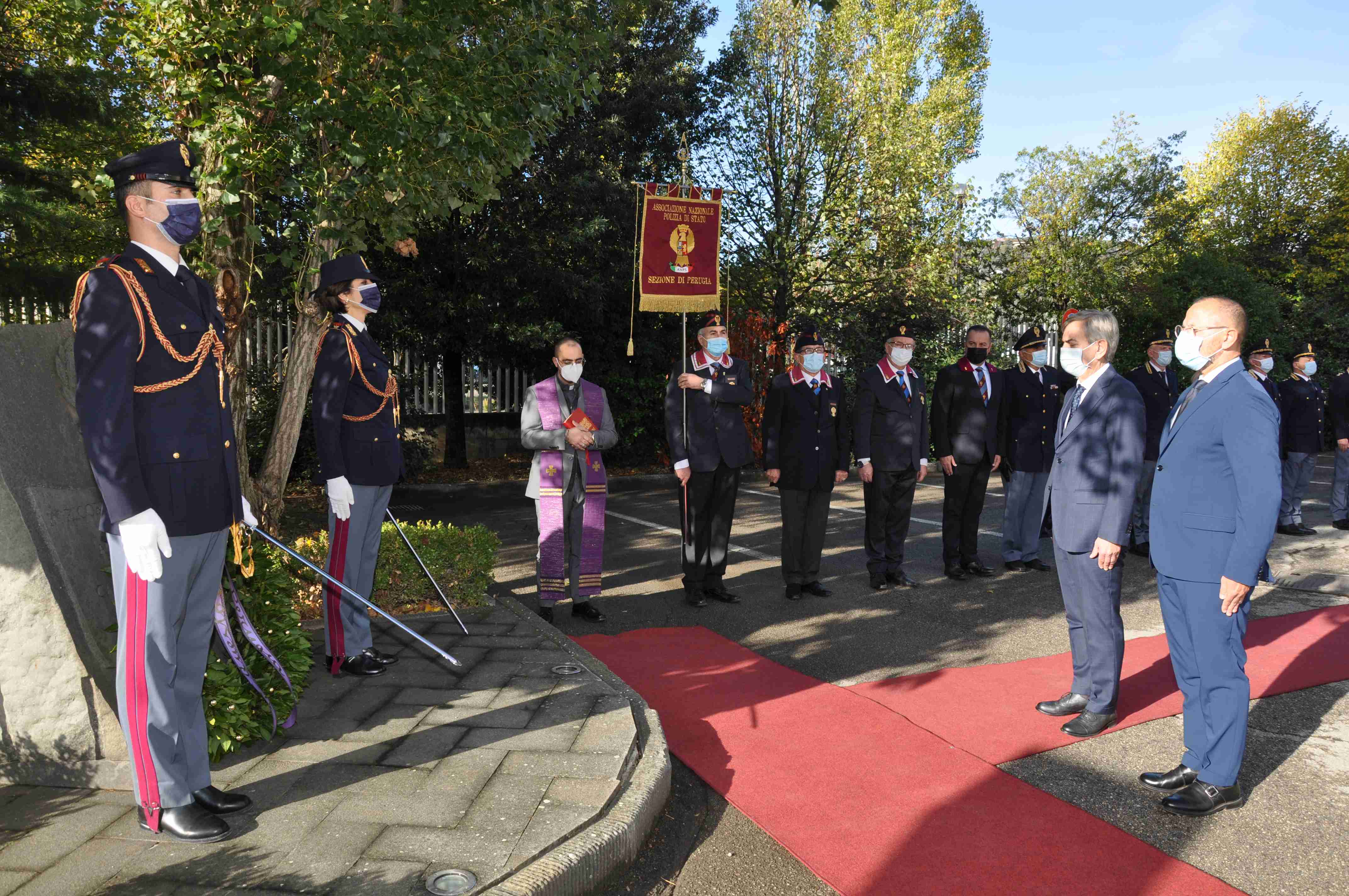 PoliziaCommemorazioniDefunti