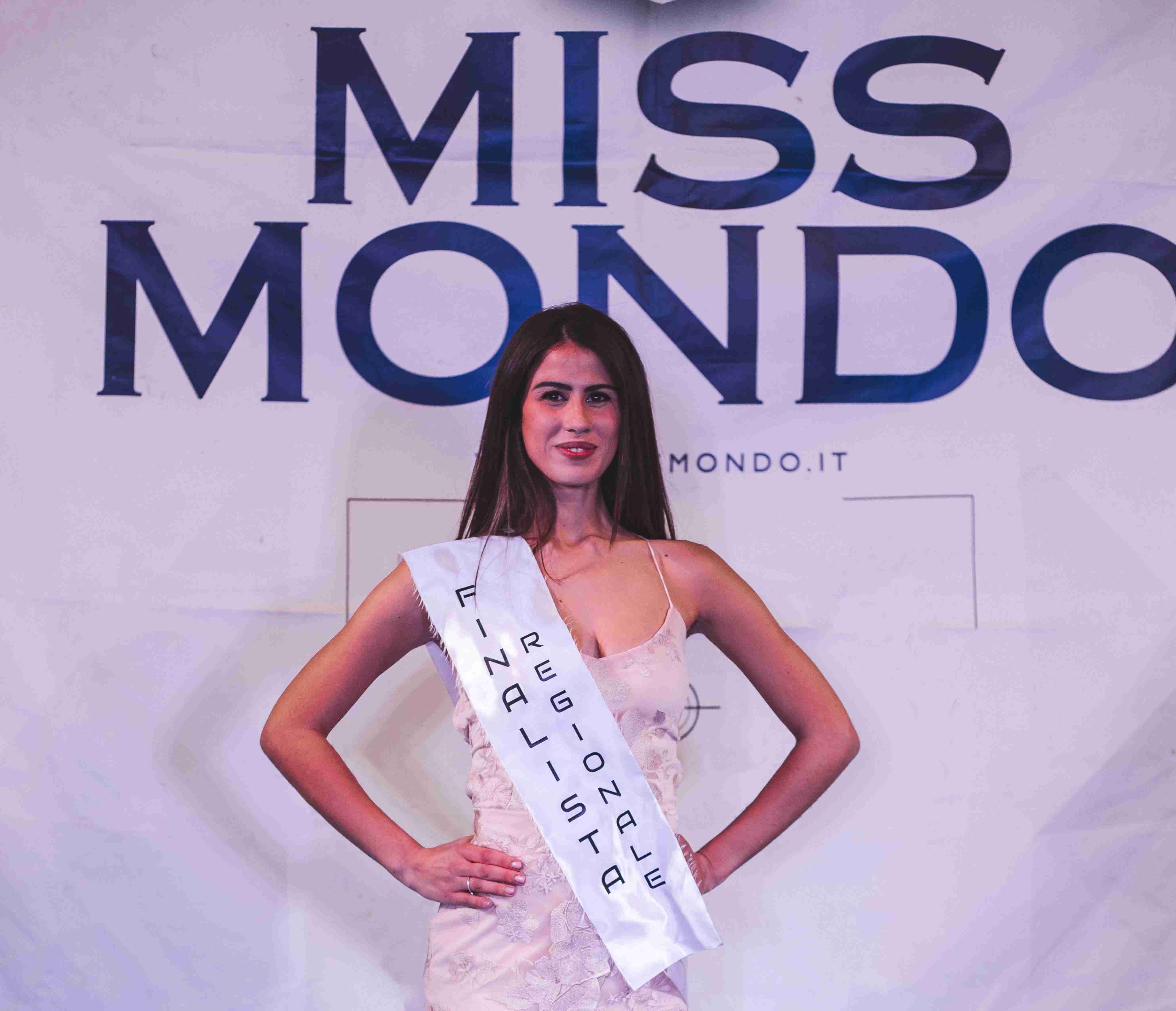 Sofia Monetti mezzo busto
