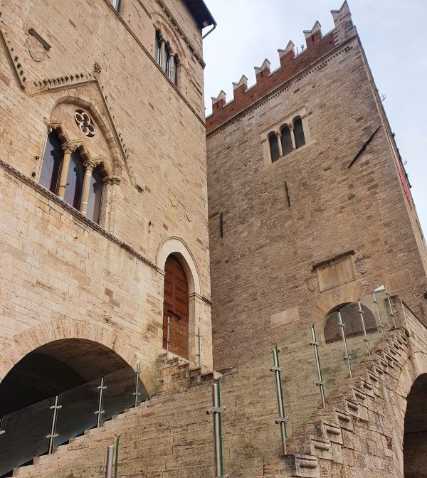 palazzi comunali todi
