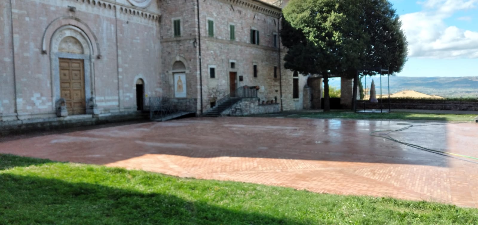ABBAZIA SAN PIETRO