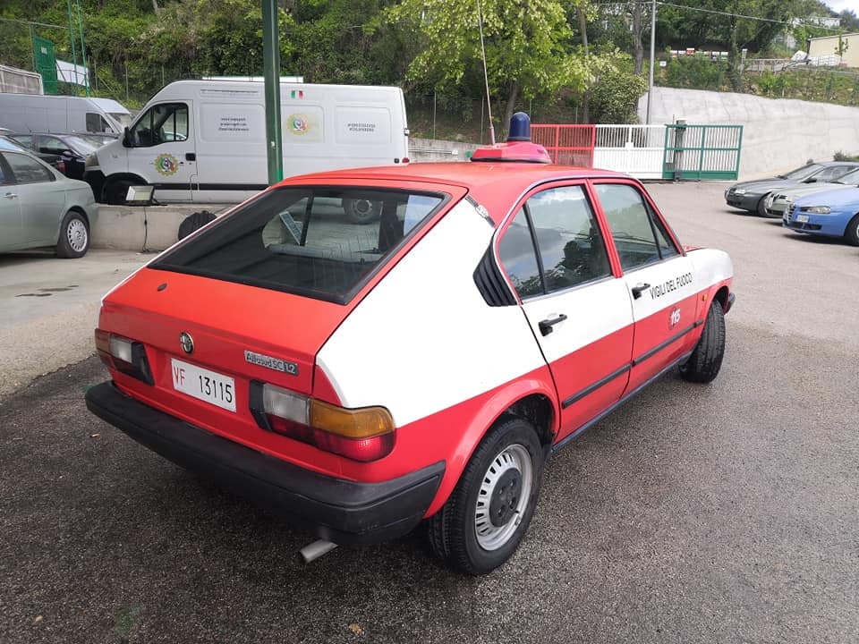 Auto allasta