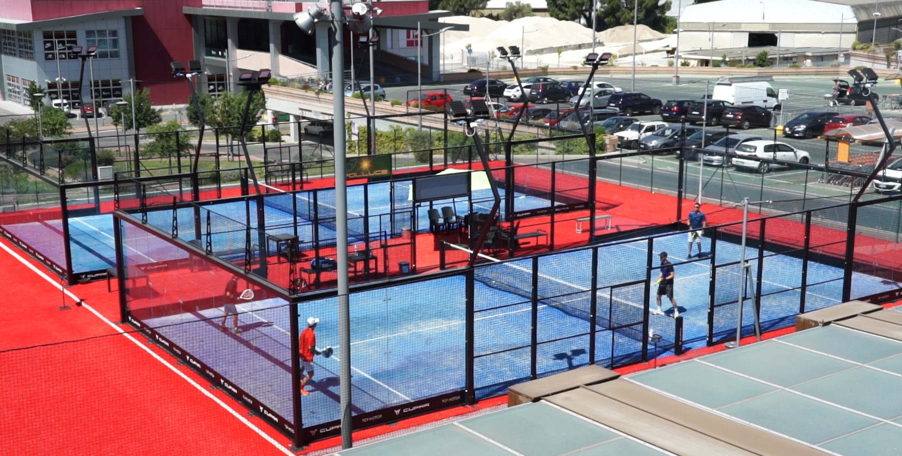 Campi da padel al Quasar village 1
