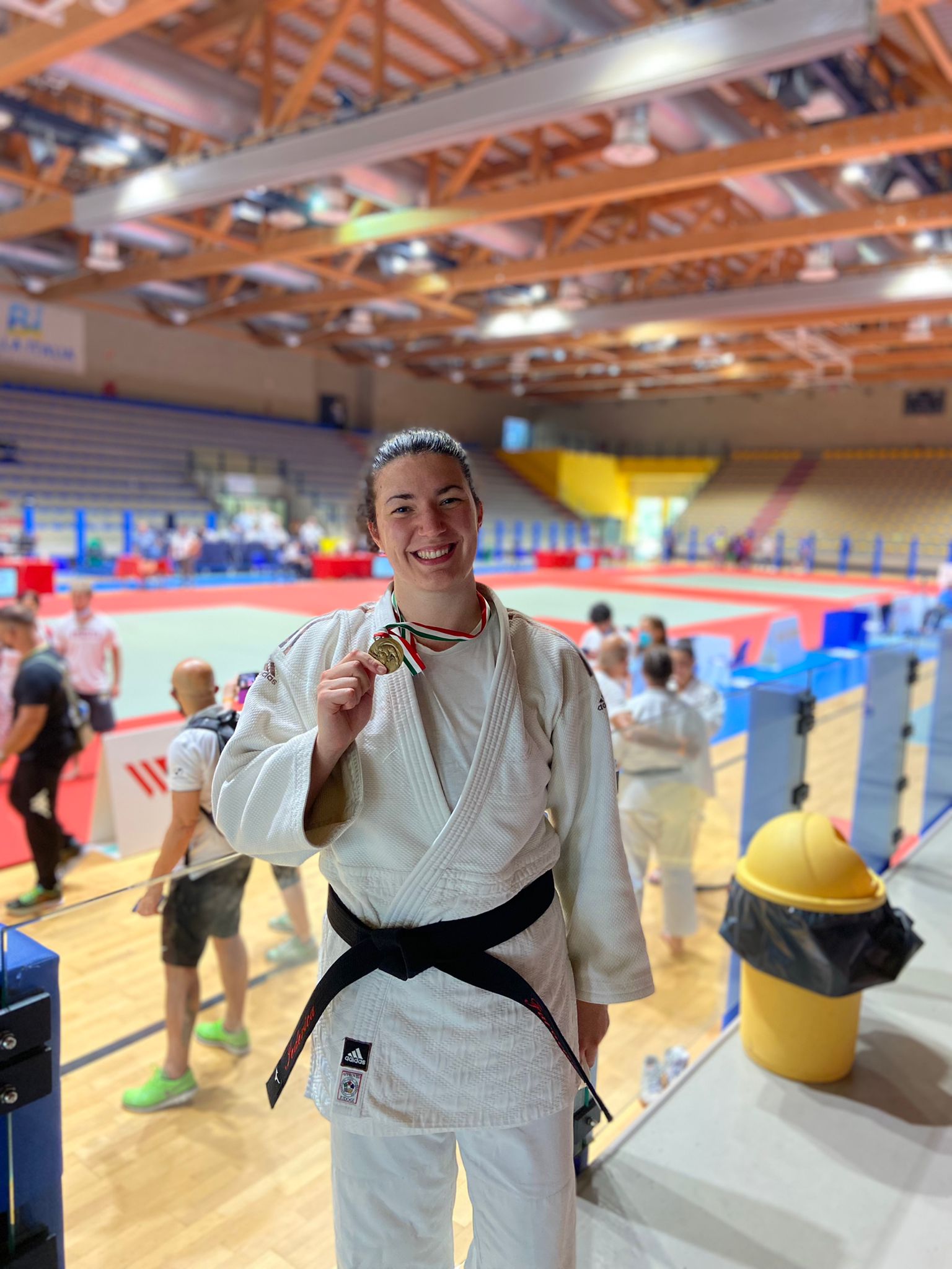 Federica Faraone con la medaglia
