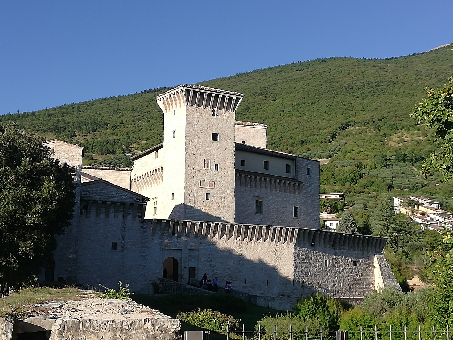 Gualdo Tadino PG passeggiata C FAI
