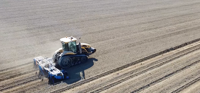 Macchina agricola con sistema di geolocalizzazione