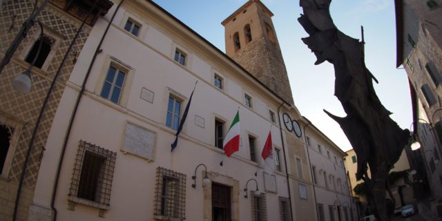 Palazzo comunale 640x320