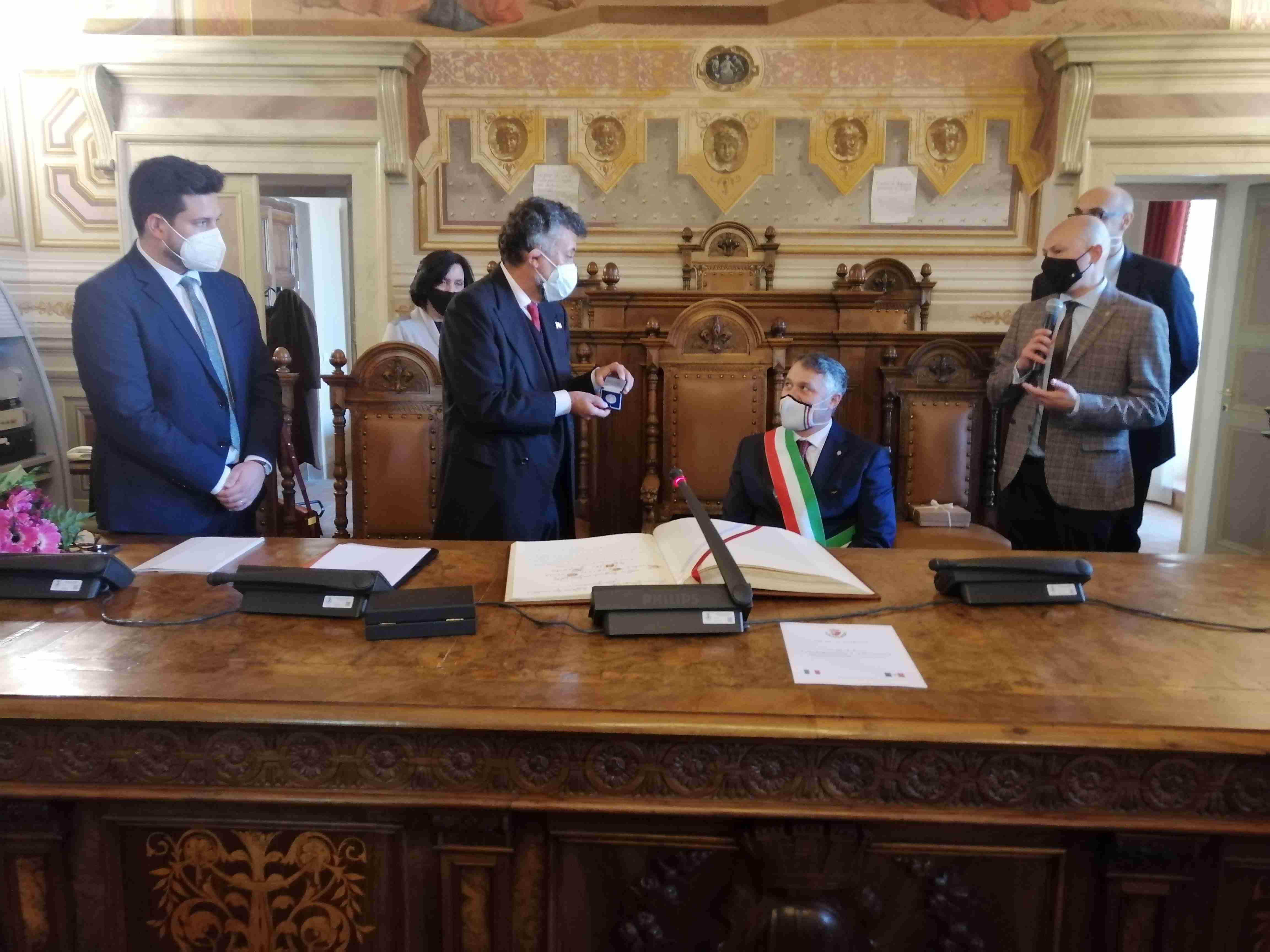 amb1