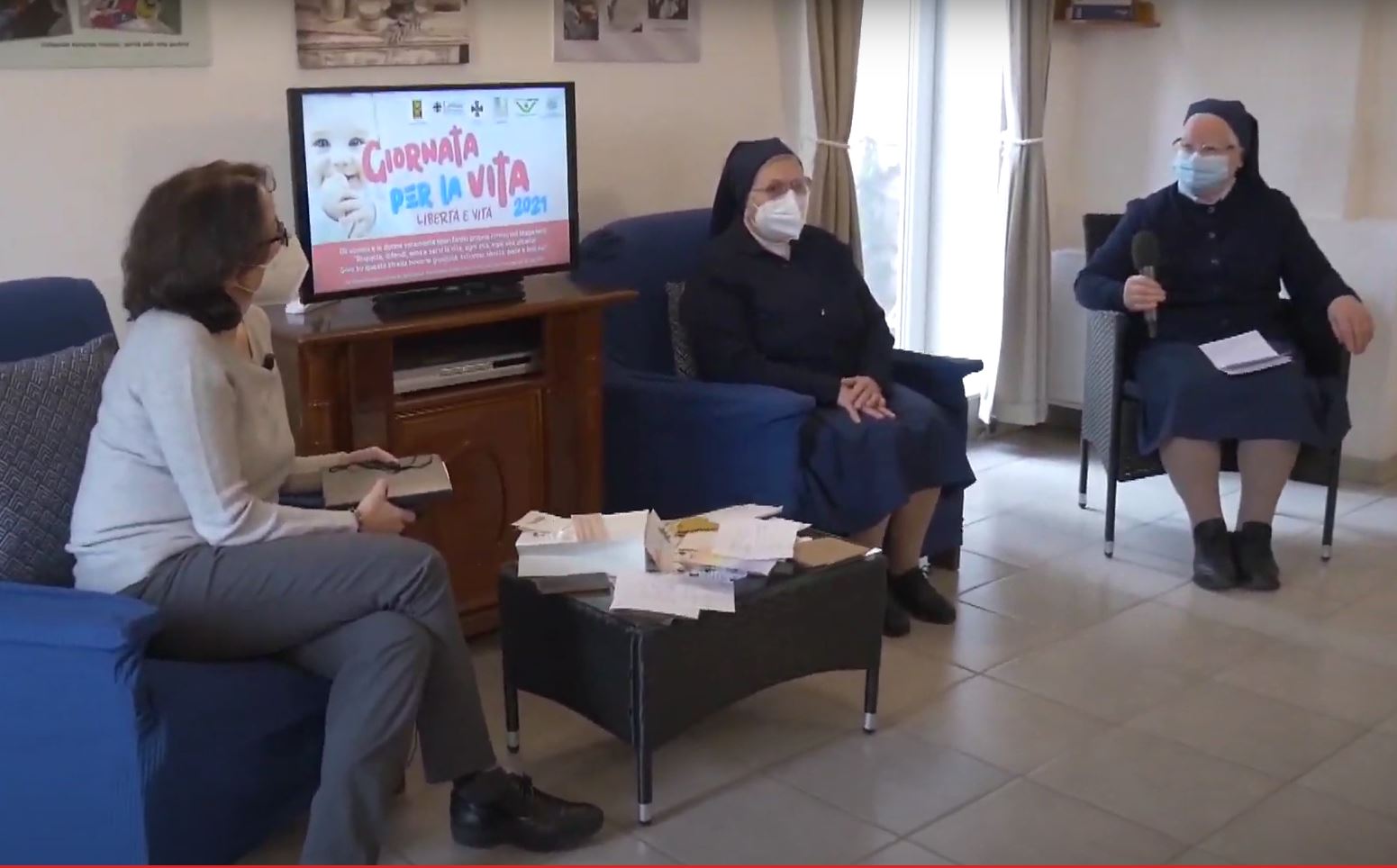 foto 1 incontro casa s vincenzo giornata per la vita 2021. assuntina morresi a colloquio con le figlie della carità