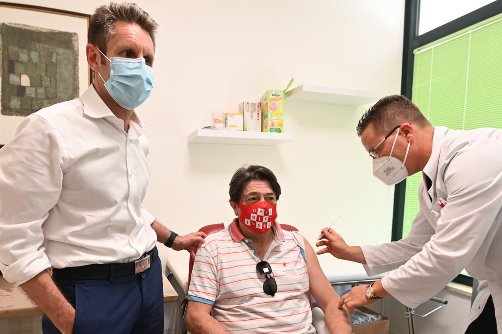 prima vaccinazione in farmacia umbria