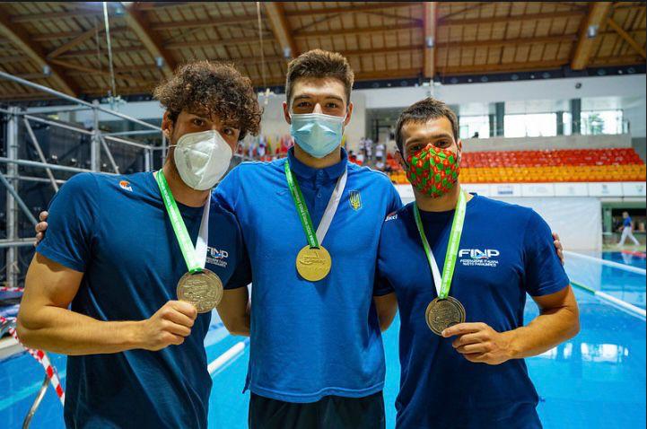 riccardo menciotti a dx
