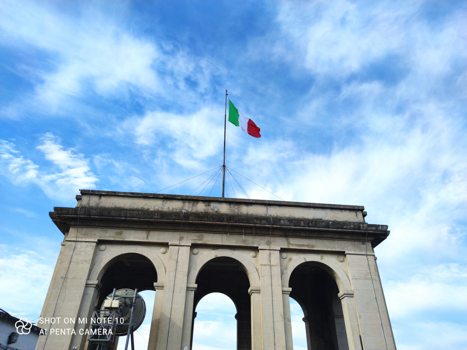 tricolore 3