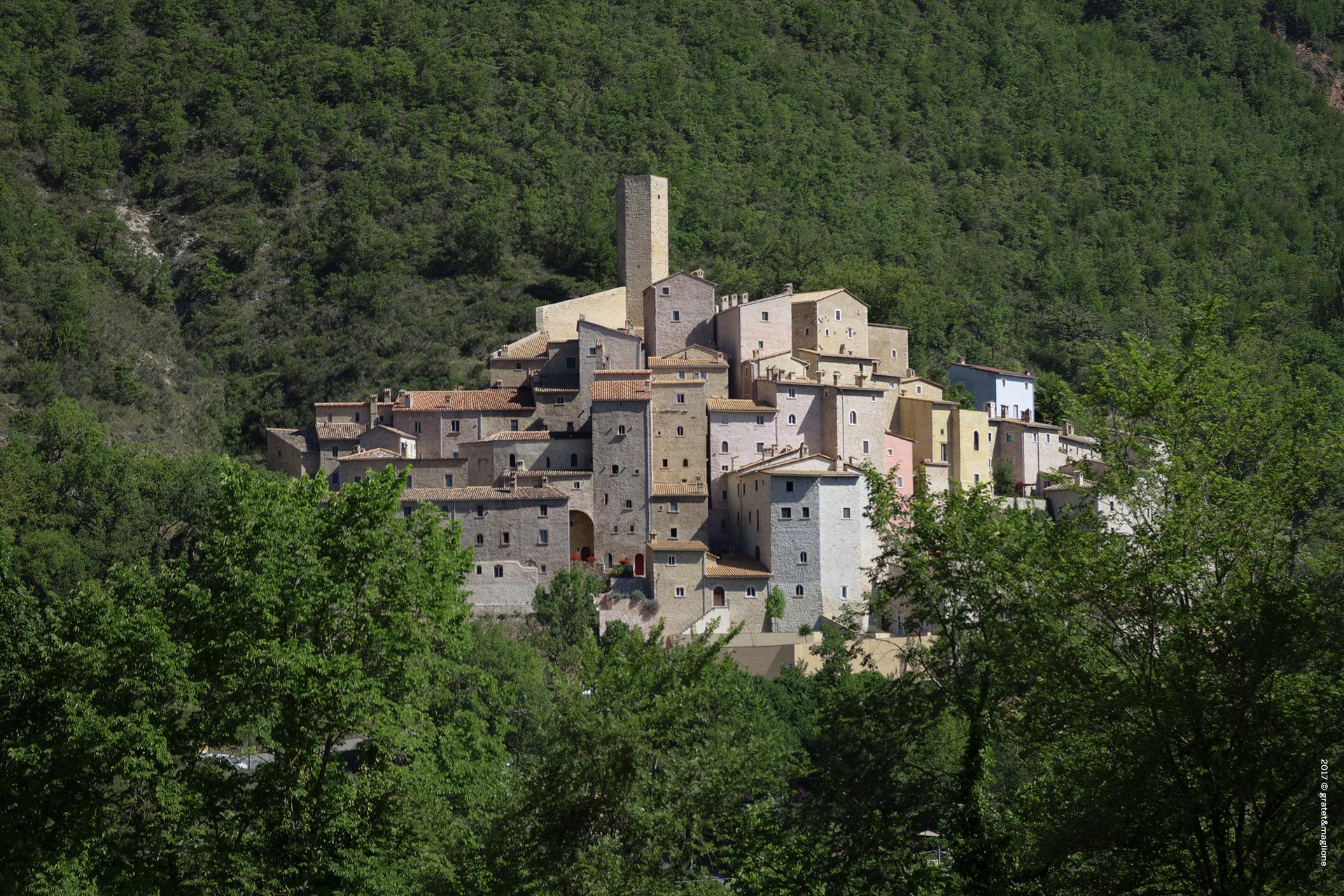 1 Castello di Postignano2