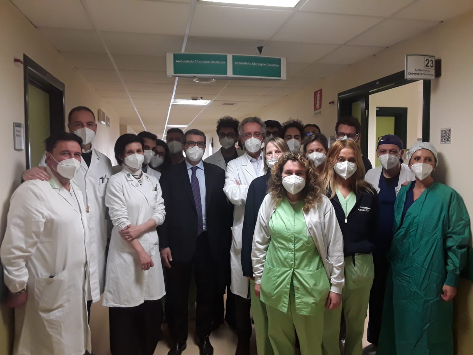 Direttore generale ed equipe oculistica