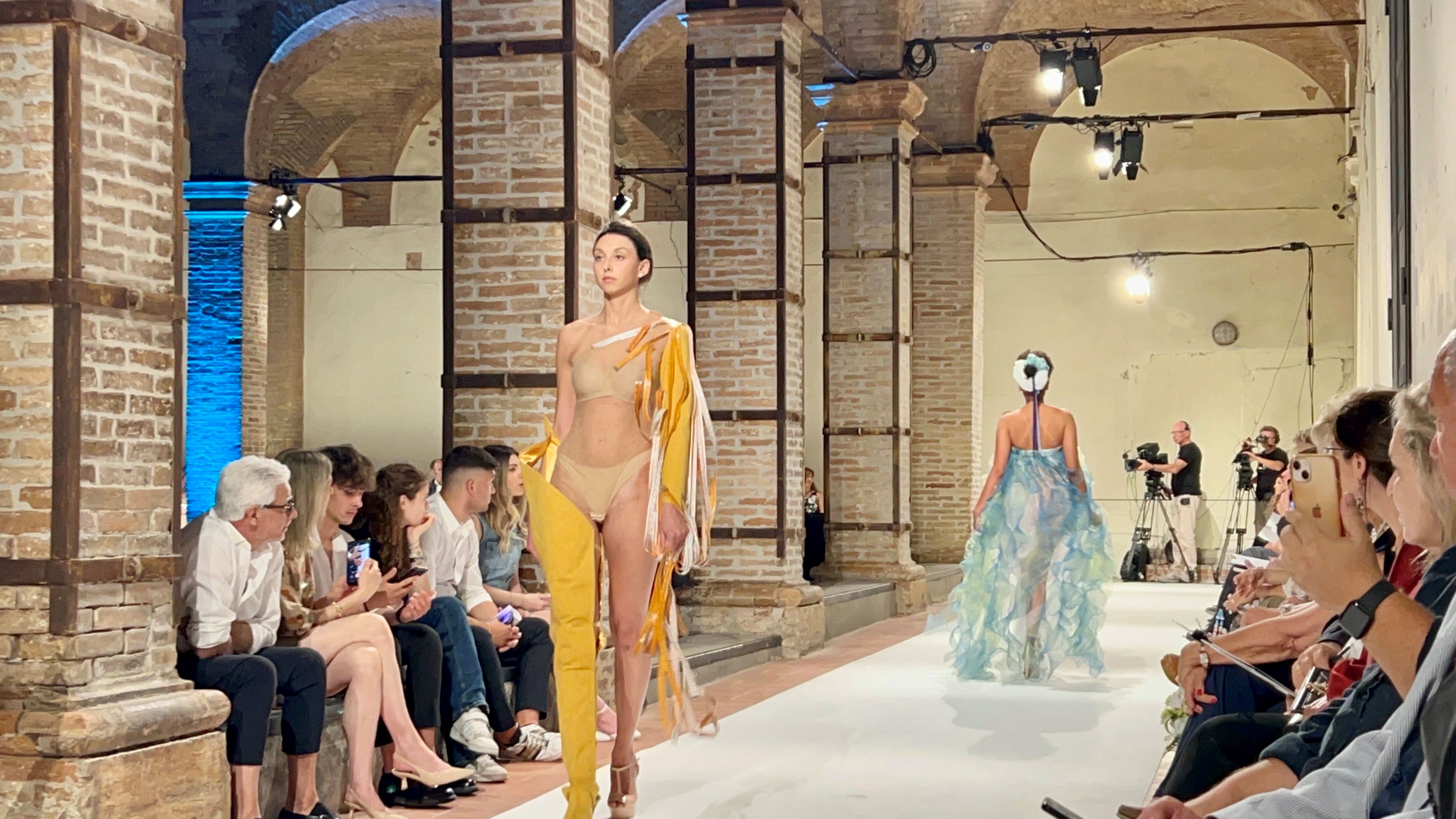 FASHION SHOW 2023IMG 1720