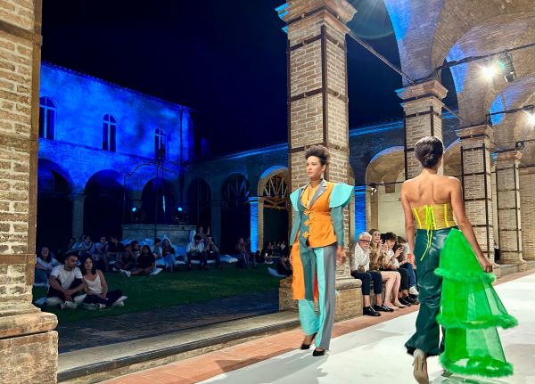 FASHION SHOW 2023IMG 1743