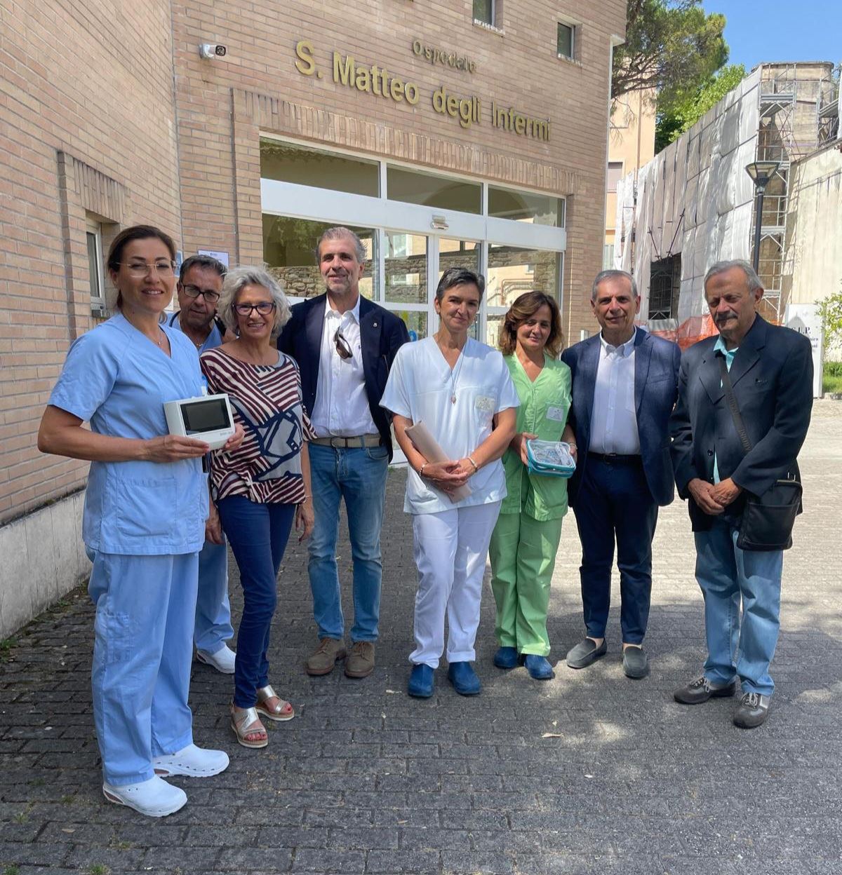 FOTO CERIMONIA DONAZIONE ASS. PARENZI