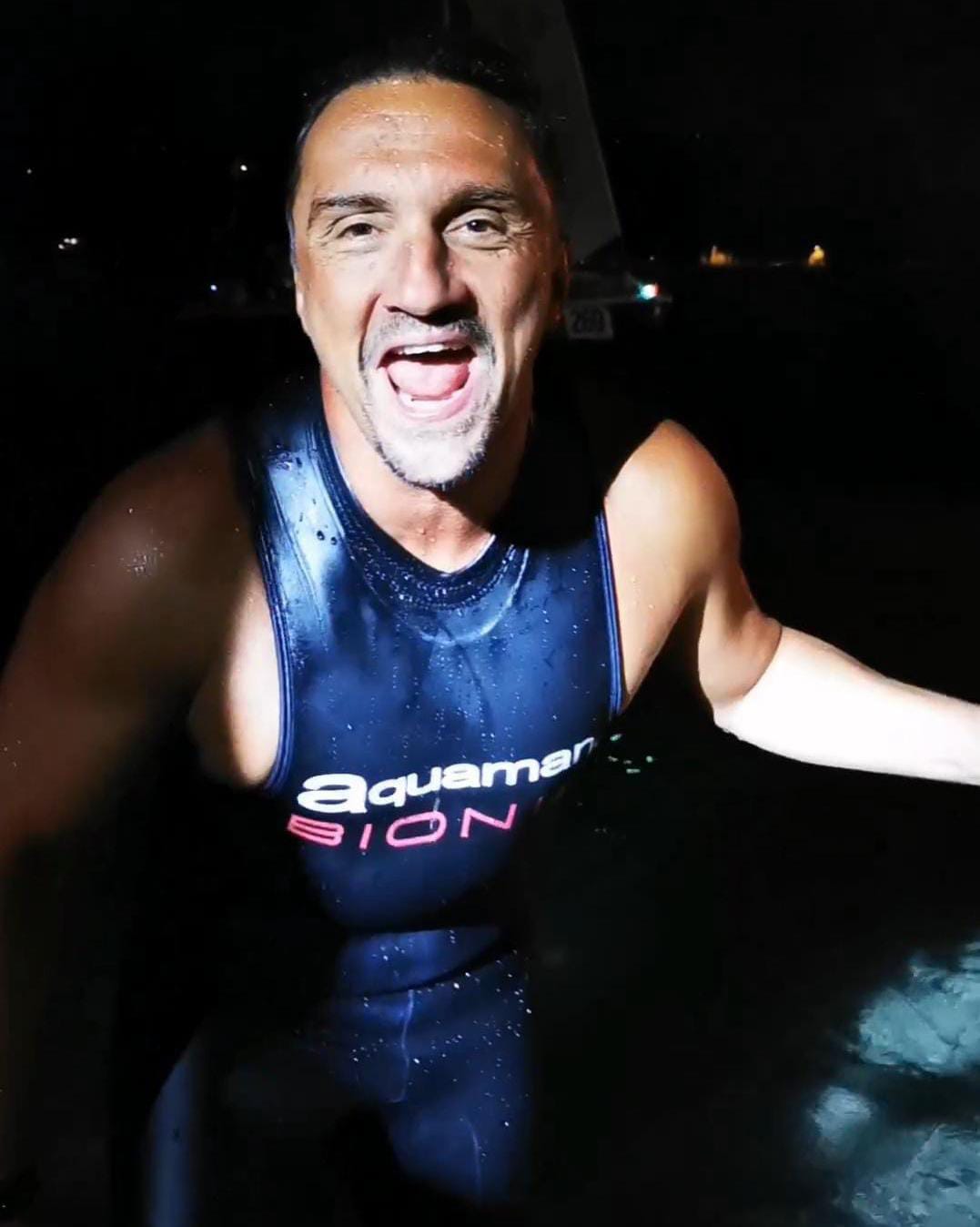 Marco Fratini Swim the Garda arrivo