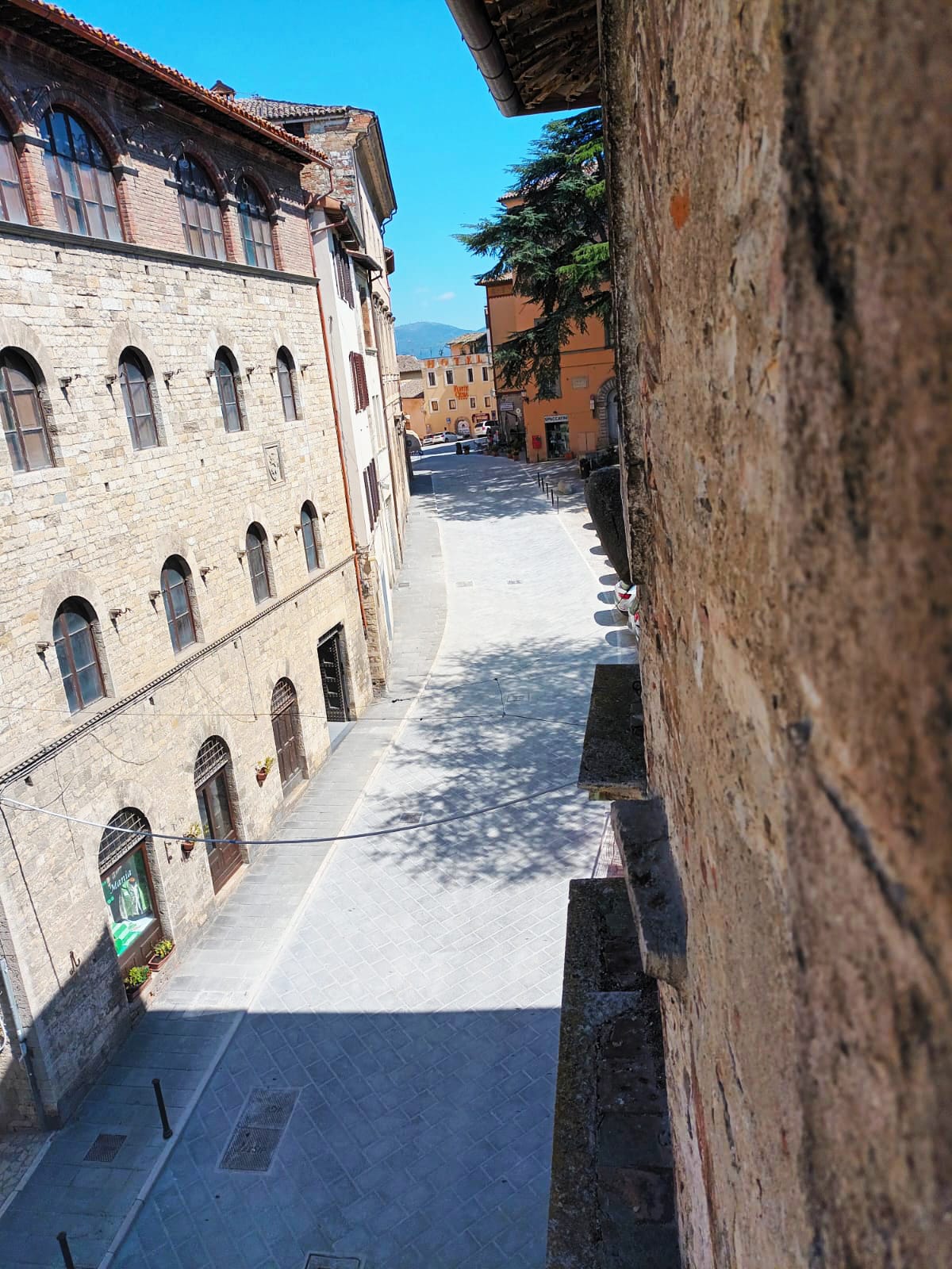 Via Ciuffelli Todi 2