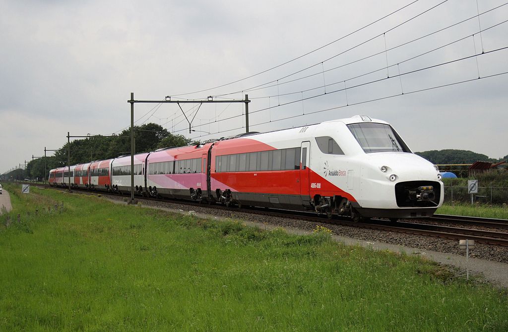 1024px Fyra V250 4806