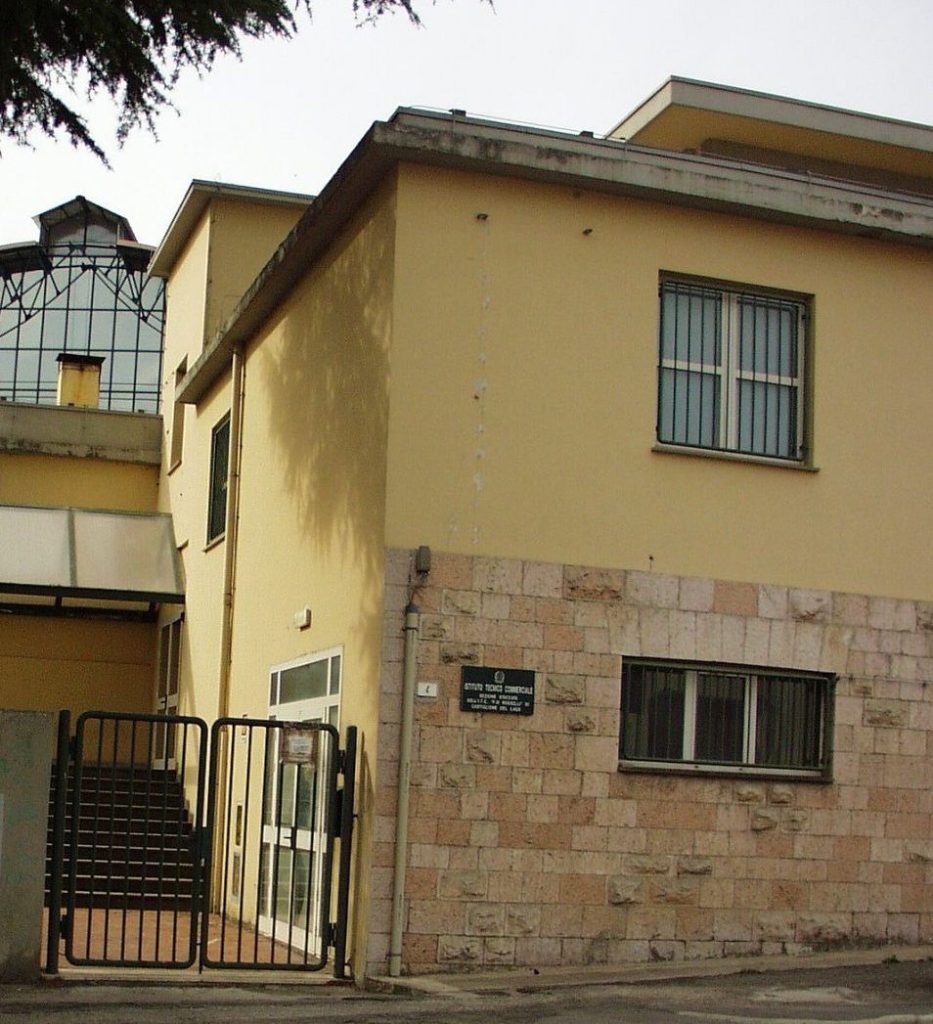 Magione Istituto tecnico economico Ite scuola superiore 933x1024