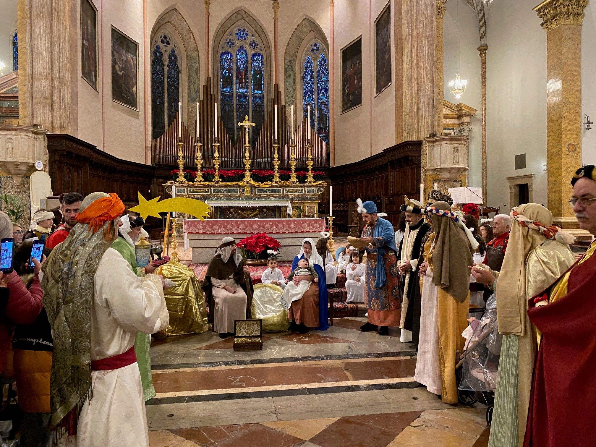 Solennità Epifania del Signore con Arrivo dei Magi Cattedrale Perugia 2024 f2