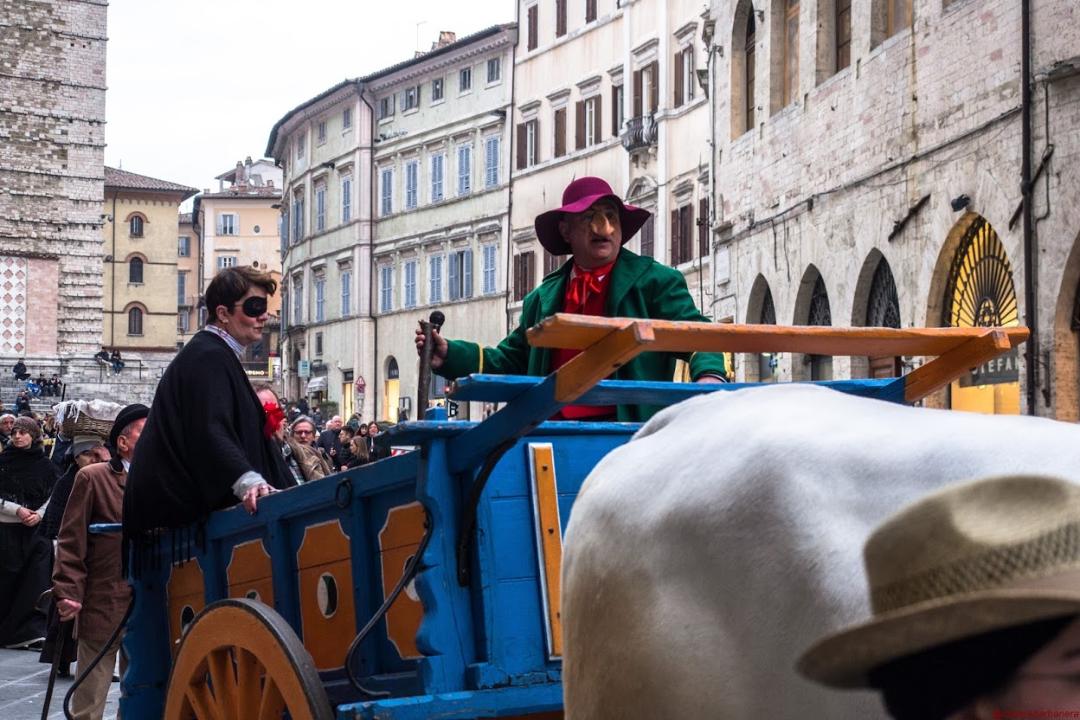 bartoccio e rosa sul carro