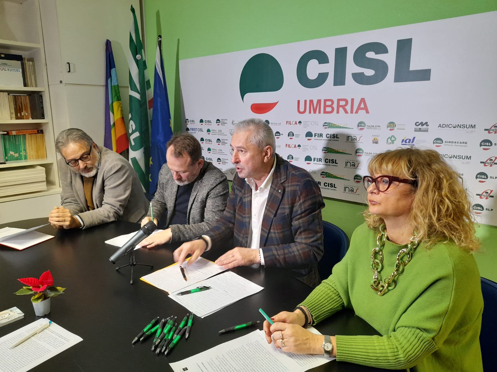 conferenza stampa cisl umbria 3 gennaio 2024