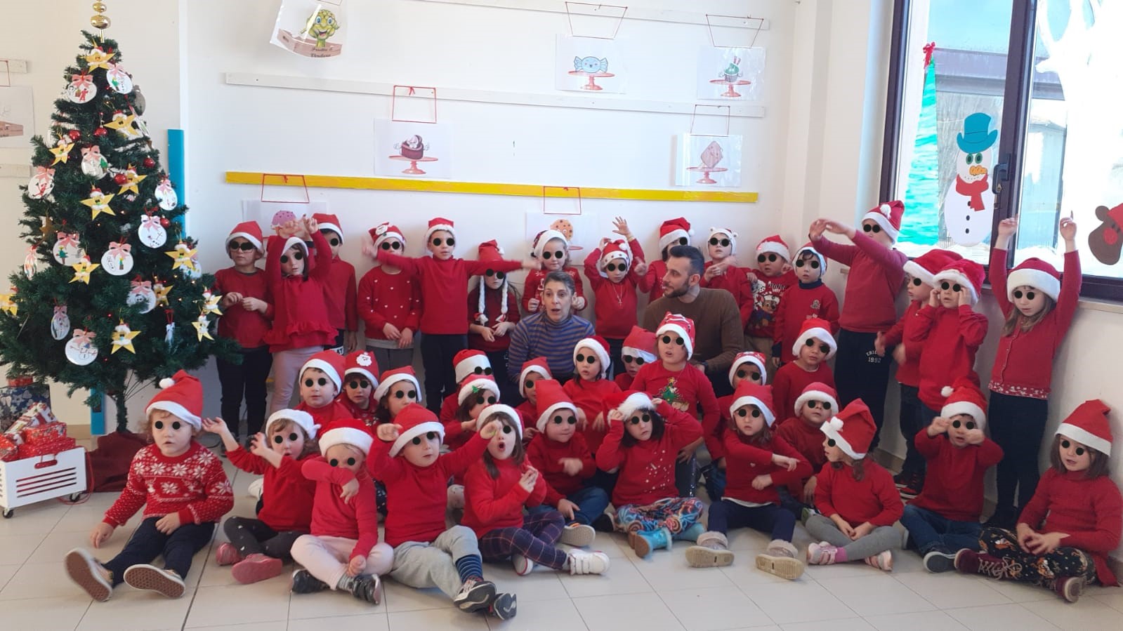 foto 3 con delegati e tutti i bambini