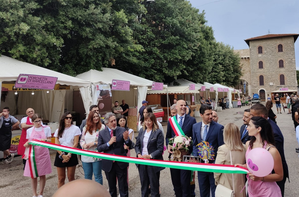 Porchettiamo2022 taglio nastro1