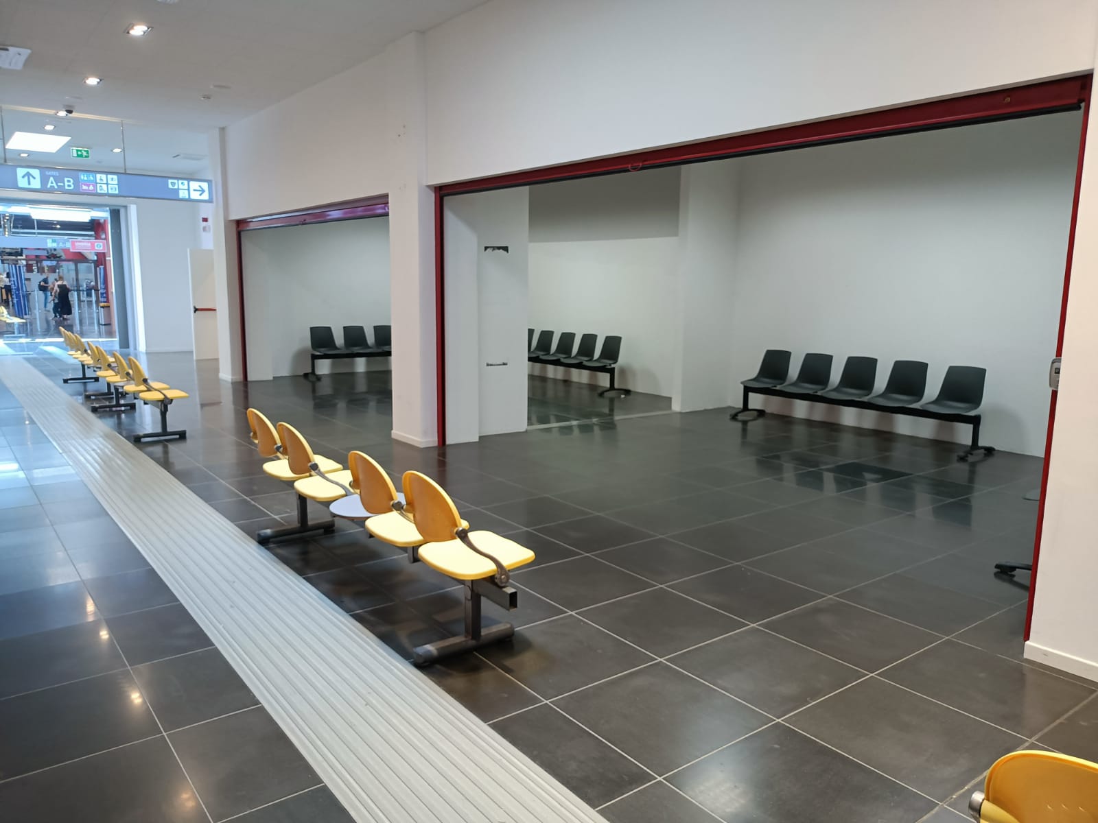 Sedute Aeroporto Umbria 2