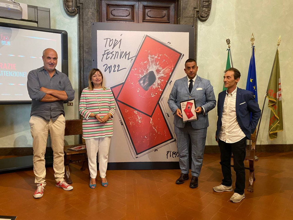 foto relatori con manifesto