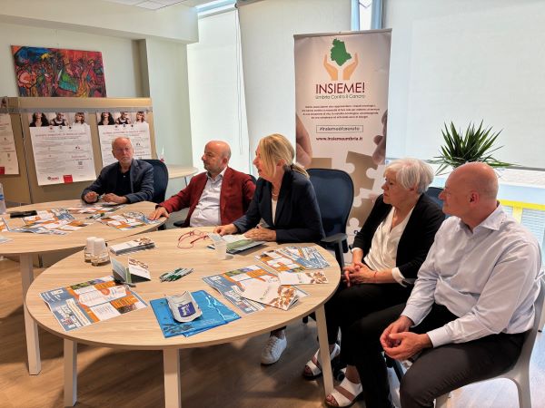 conferenza insieme Umbria contro il Cancro