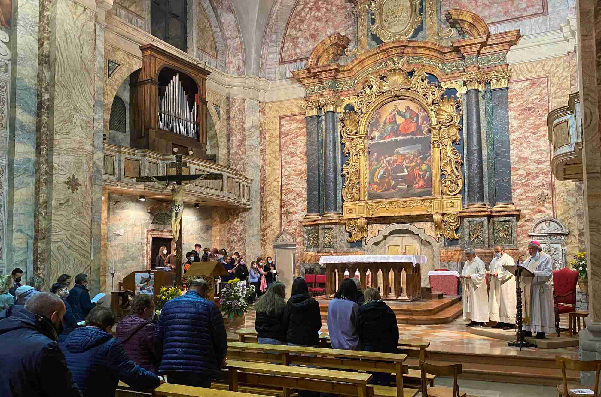veglia missionaria 2021 nella chiesa di monteluce perugia f1 