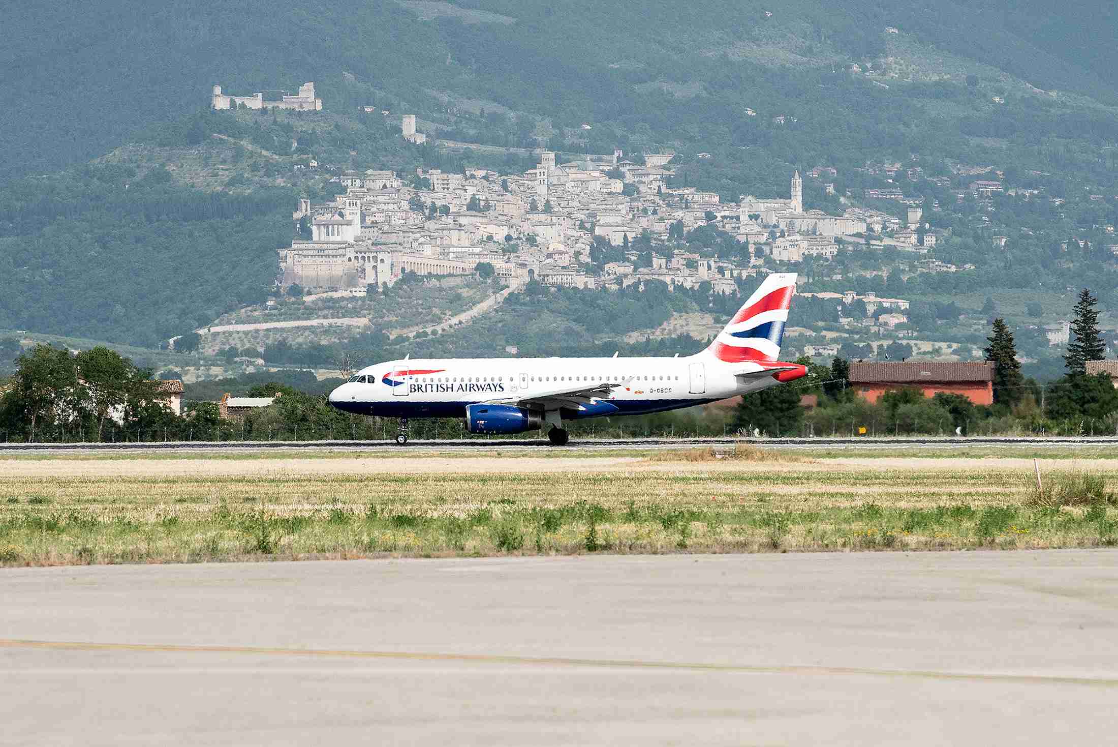 Aeroporto Umbria British Airways maggio2022