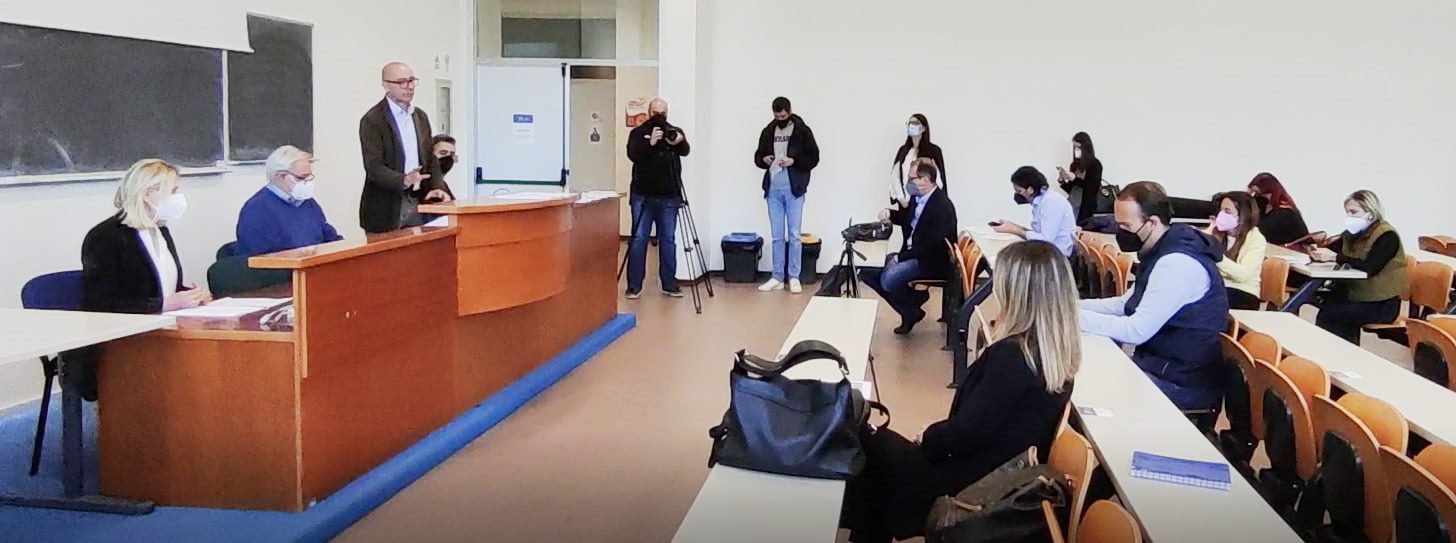 Conferenza stampa
