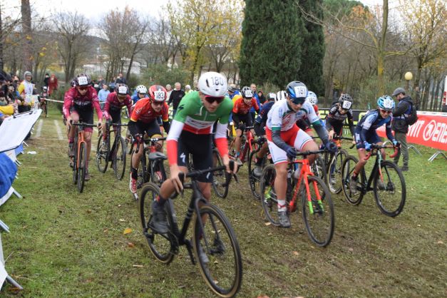 Petrignano Cross 04122022 partenza gara esordienti