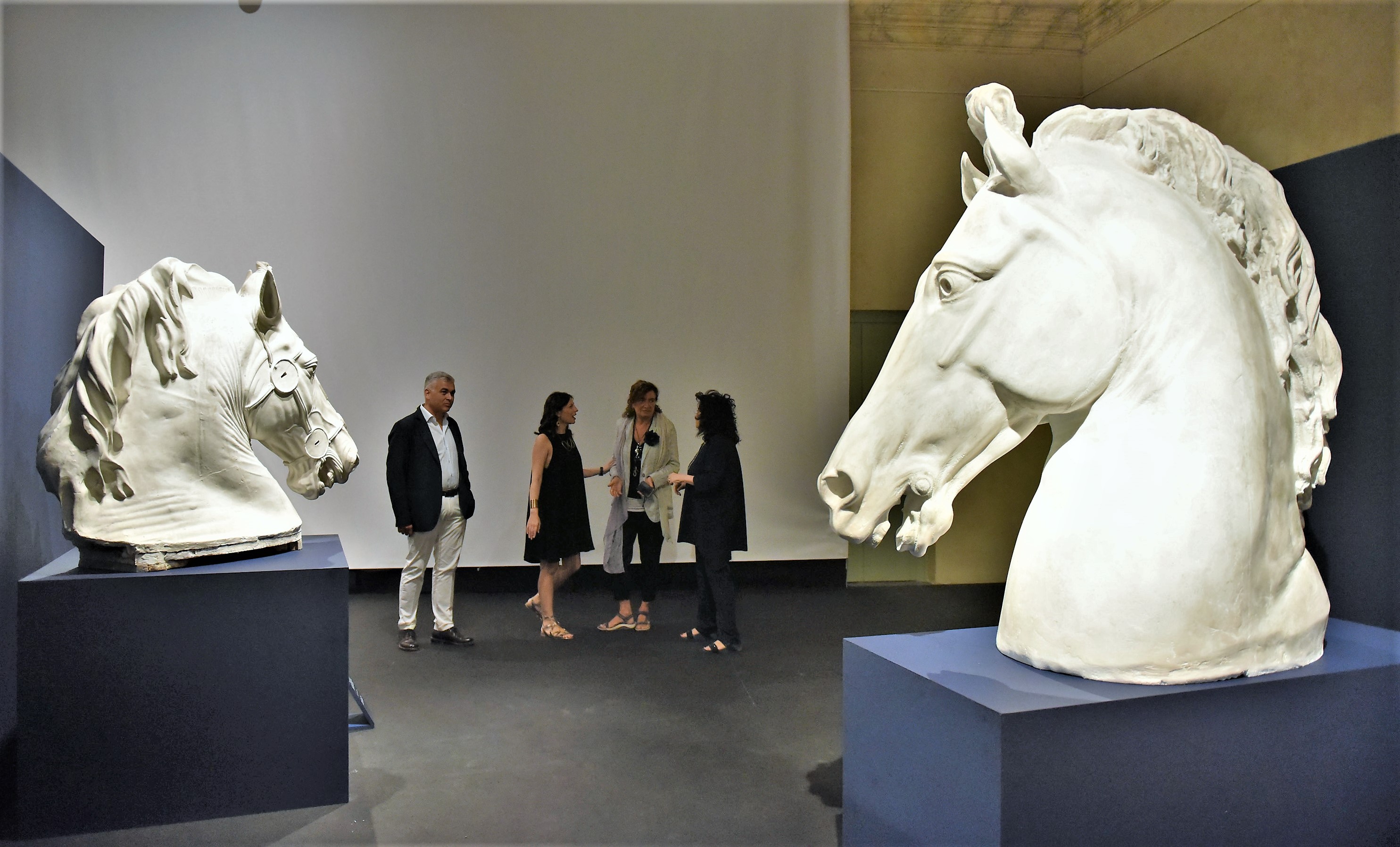 MOSTRA CANOVA TESTA DI CAVALLO CONFRONTO OPERE