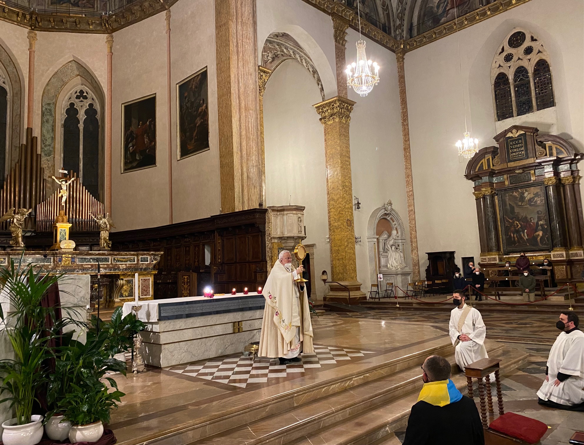 veglia preghiera x pace ucraina cattedrale pg f0