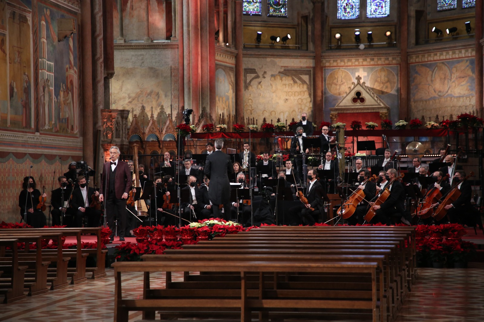 ANDREA BOCELLI CONCERTO NATALE ASSISI 2020 CREDIT MAURO BERTI