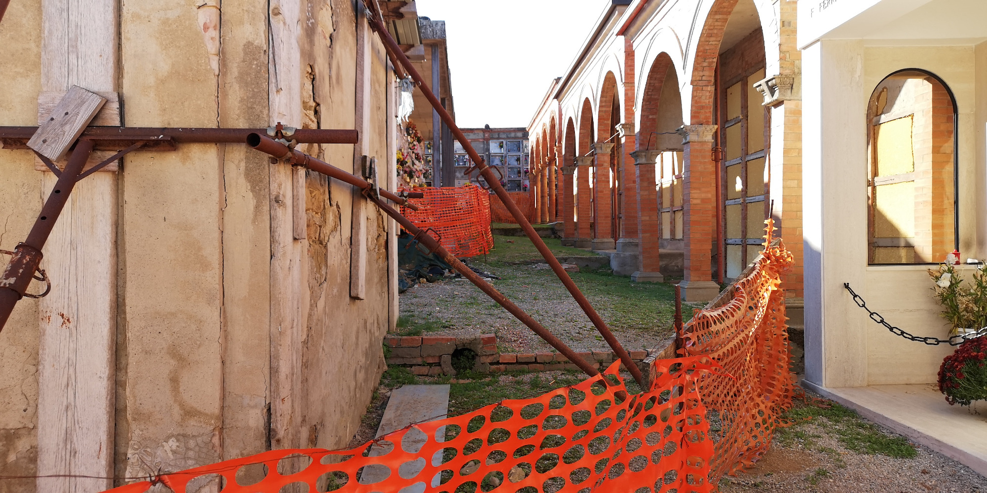 Cimitero Spina 2