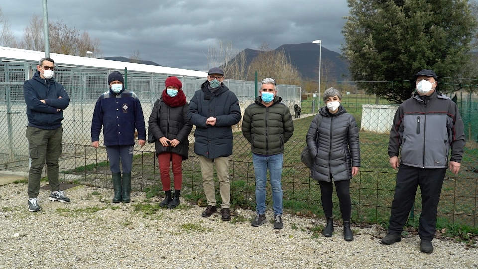 Giuliano Tartufi donazione alimentare Canile di Gubbio 7