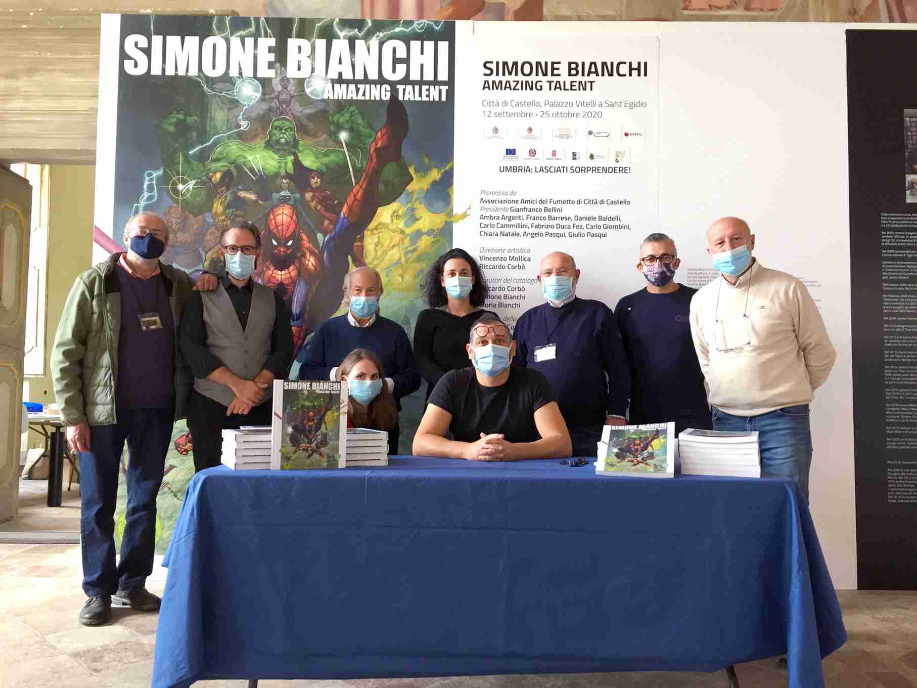 amici del fumetto e simone bianchi