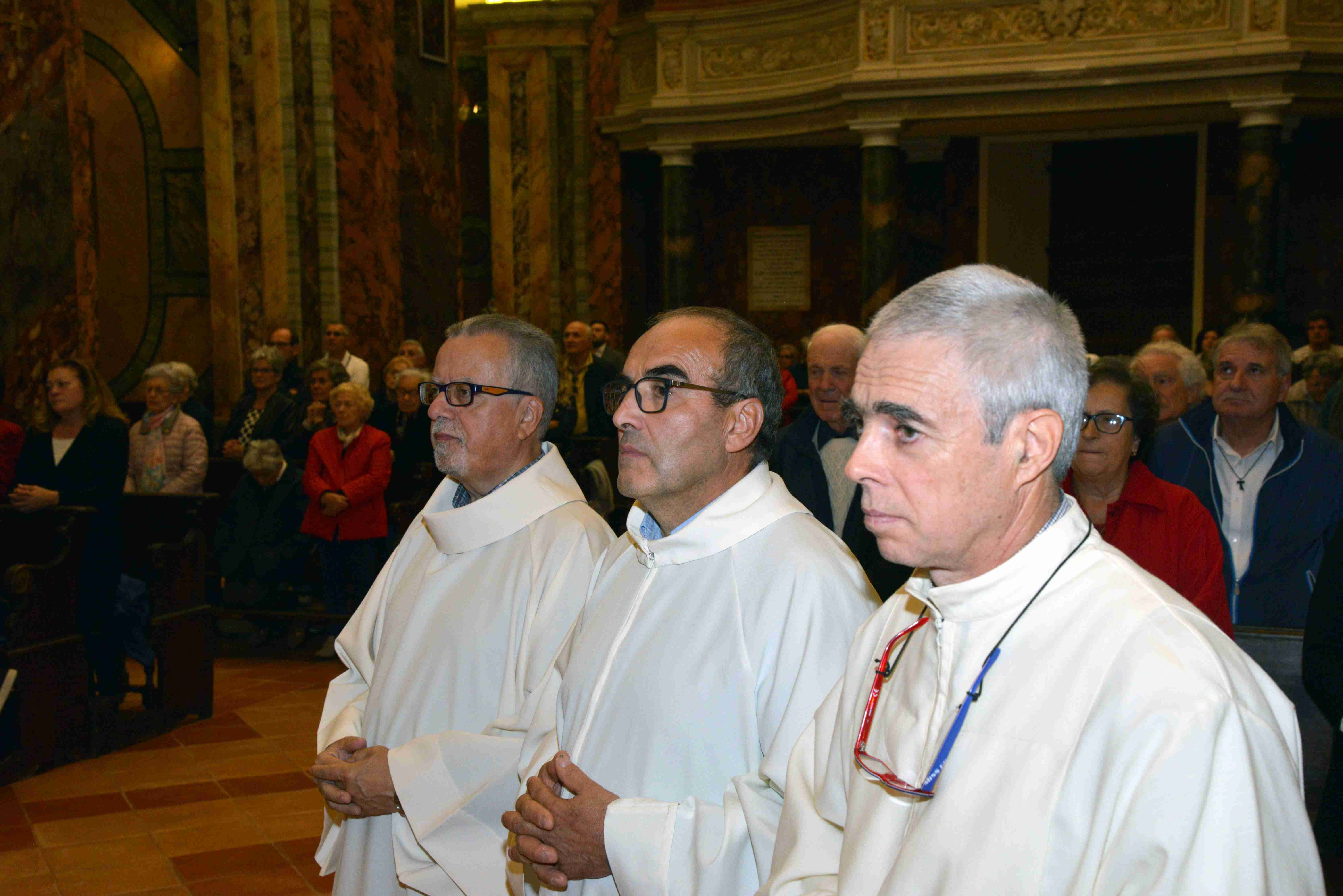 gli ordinandi diaconi Agostini Lucaroni e Costantini
