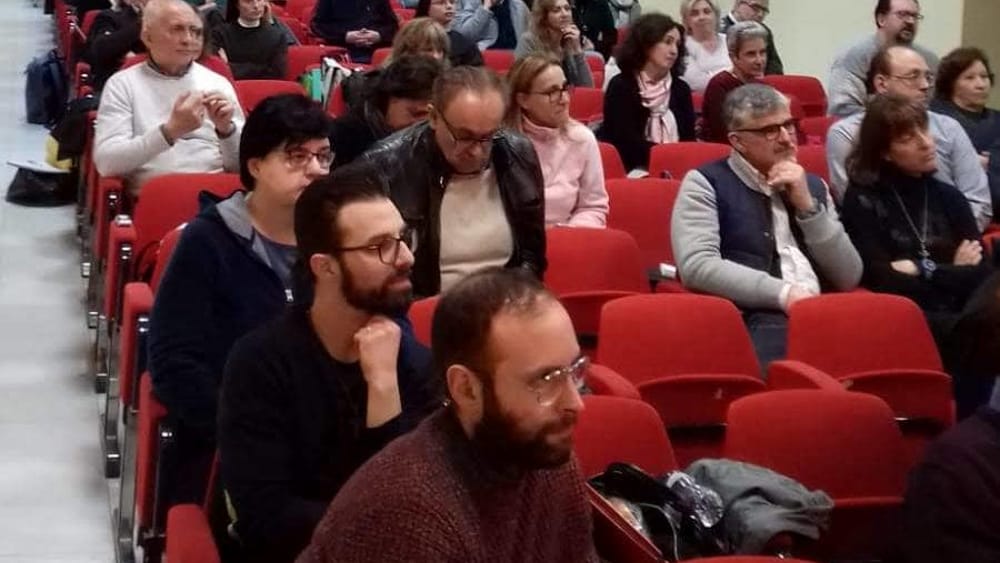 partecipanti ad un incontro del centro teologico diocesano 2