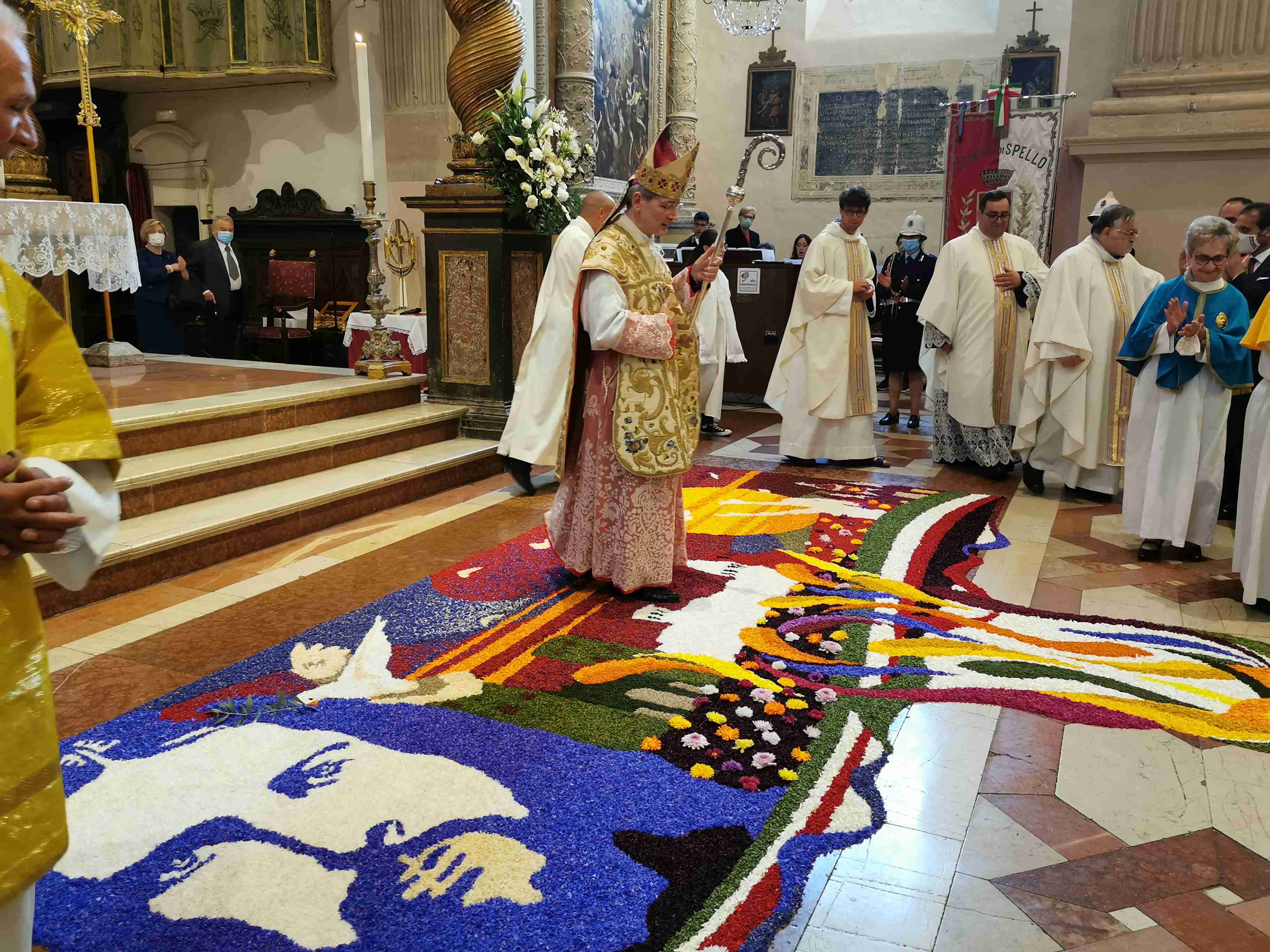 2020 06 14 Foto Spello CorpusDomini Infiorata2