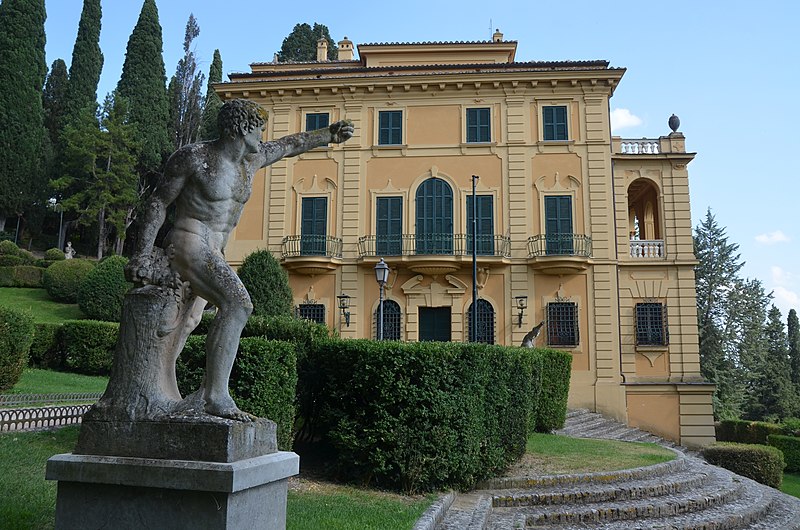 800px Spello Hispellum Italy 30606152607