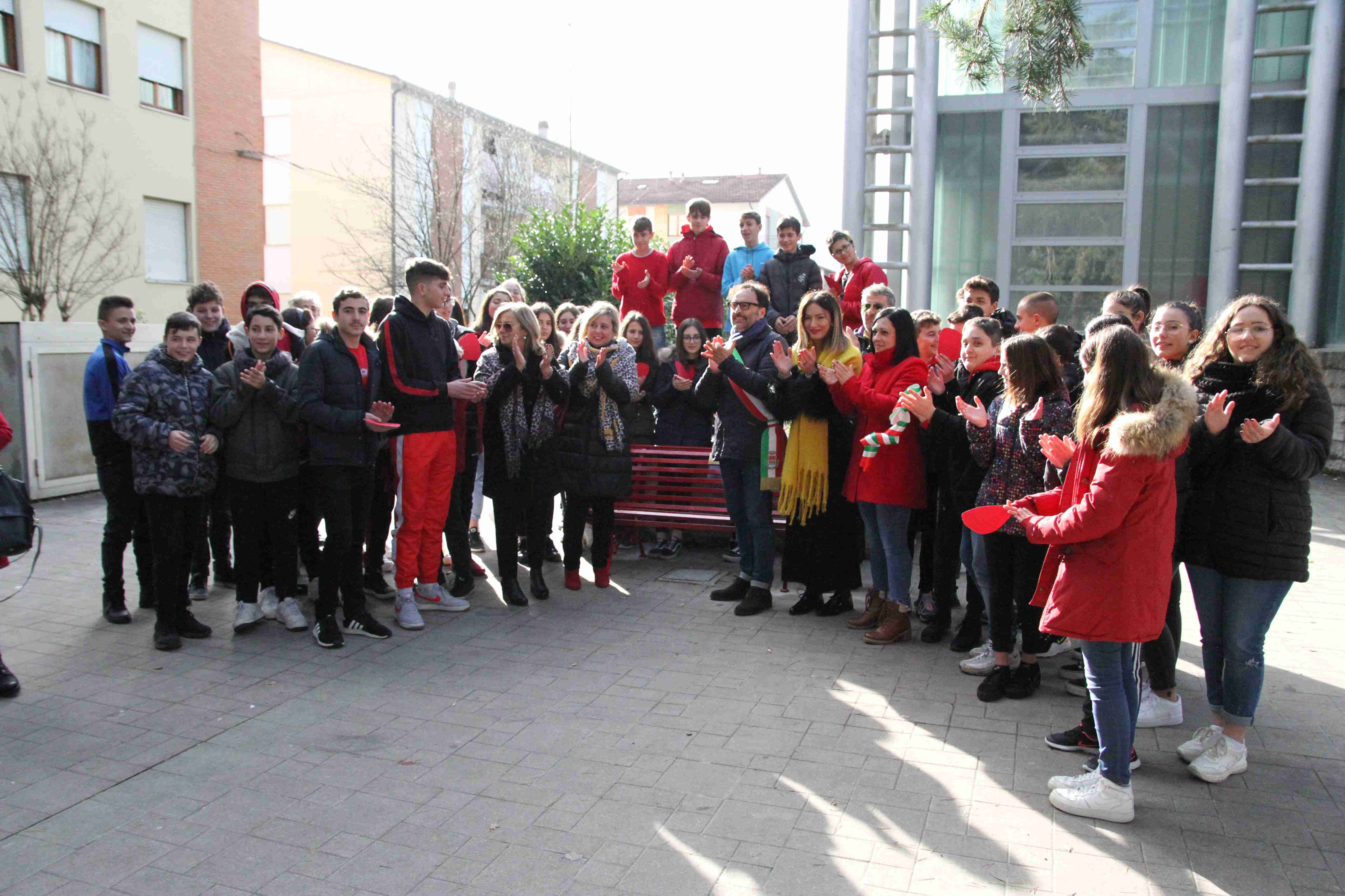 Inaugurazione Panchine Rosse